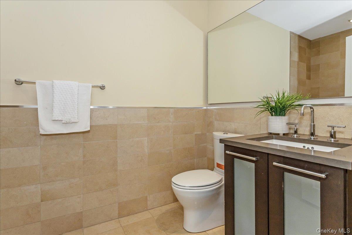 #13 photo, 6405 Yellowstone Boulevard, কুইন্‌স Forest Hills , NY 11375