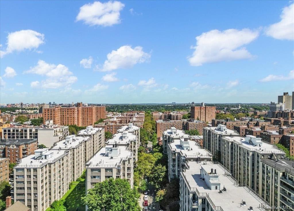 #17 photo, 98-34 63rd Drive, কুইন্‌স Rego Park , NY 11374