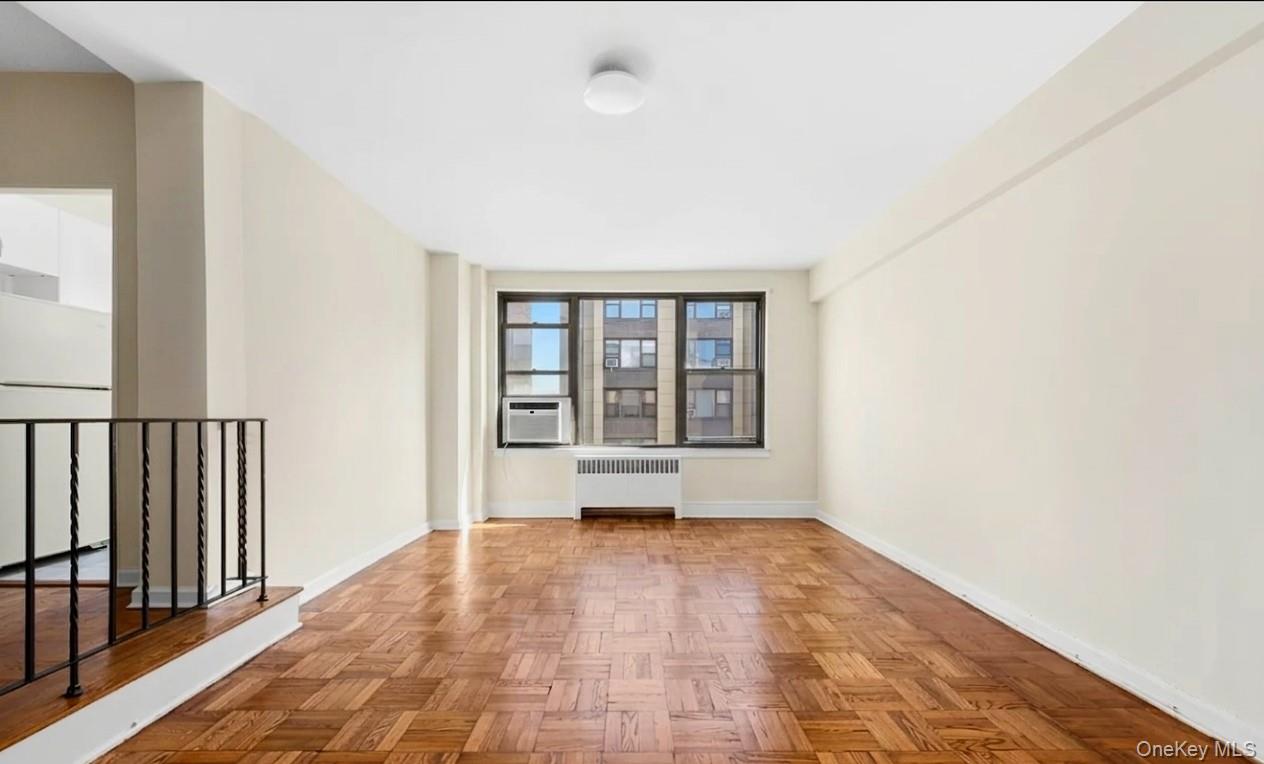 #5 photo, 98-34 63rd Drive, কুইন্‌স Rego Park , NY 11374