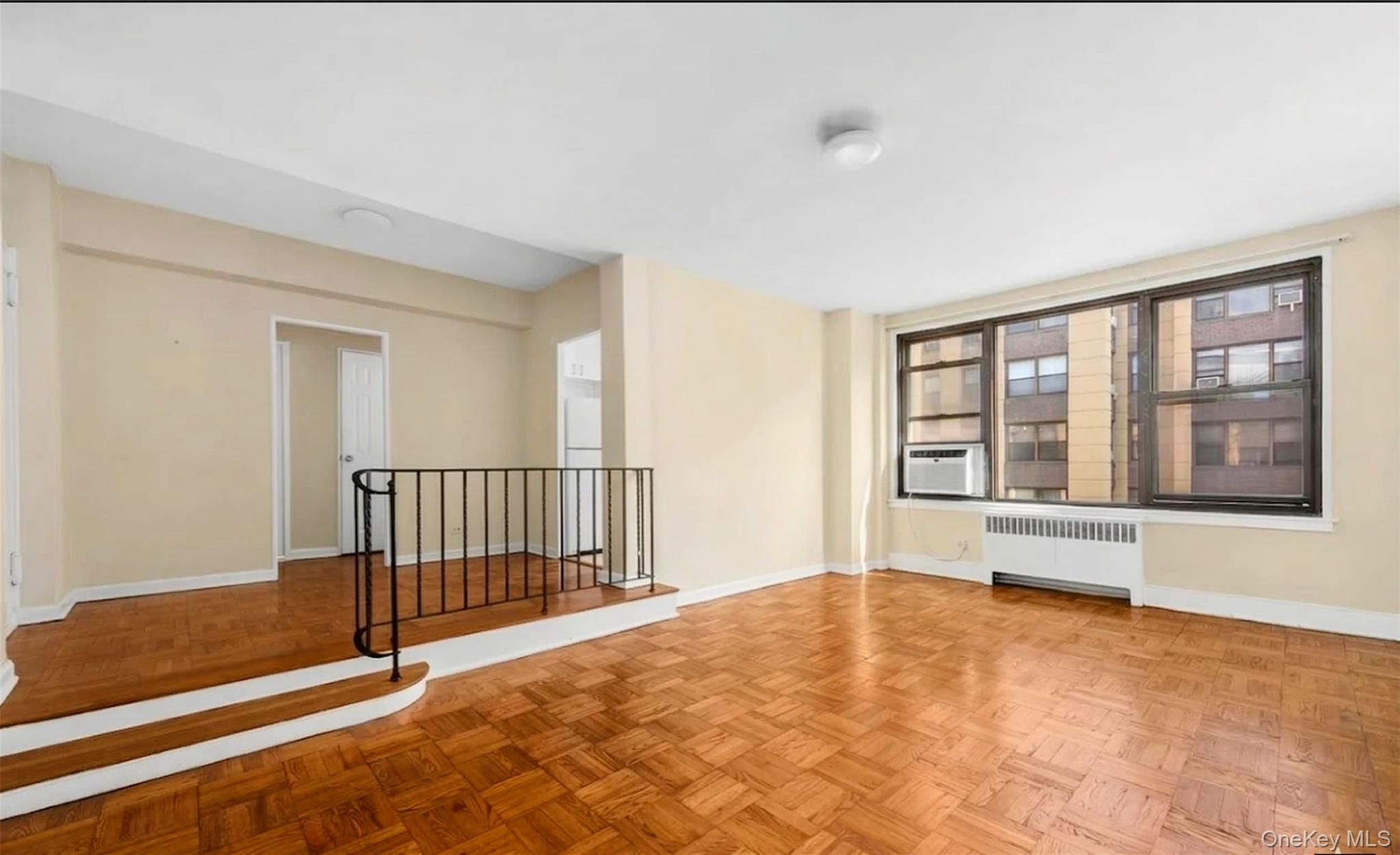 #6 photo, 98-34 63rd Drive, কুইন্‌স Rego Park , NY 11374