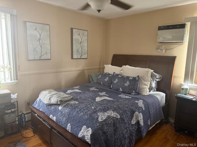 #5 photo, 16 W Marine Avenue, সাফোক কাউন্টি Lindenhurst , NY 11757