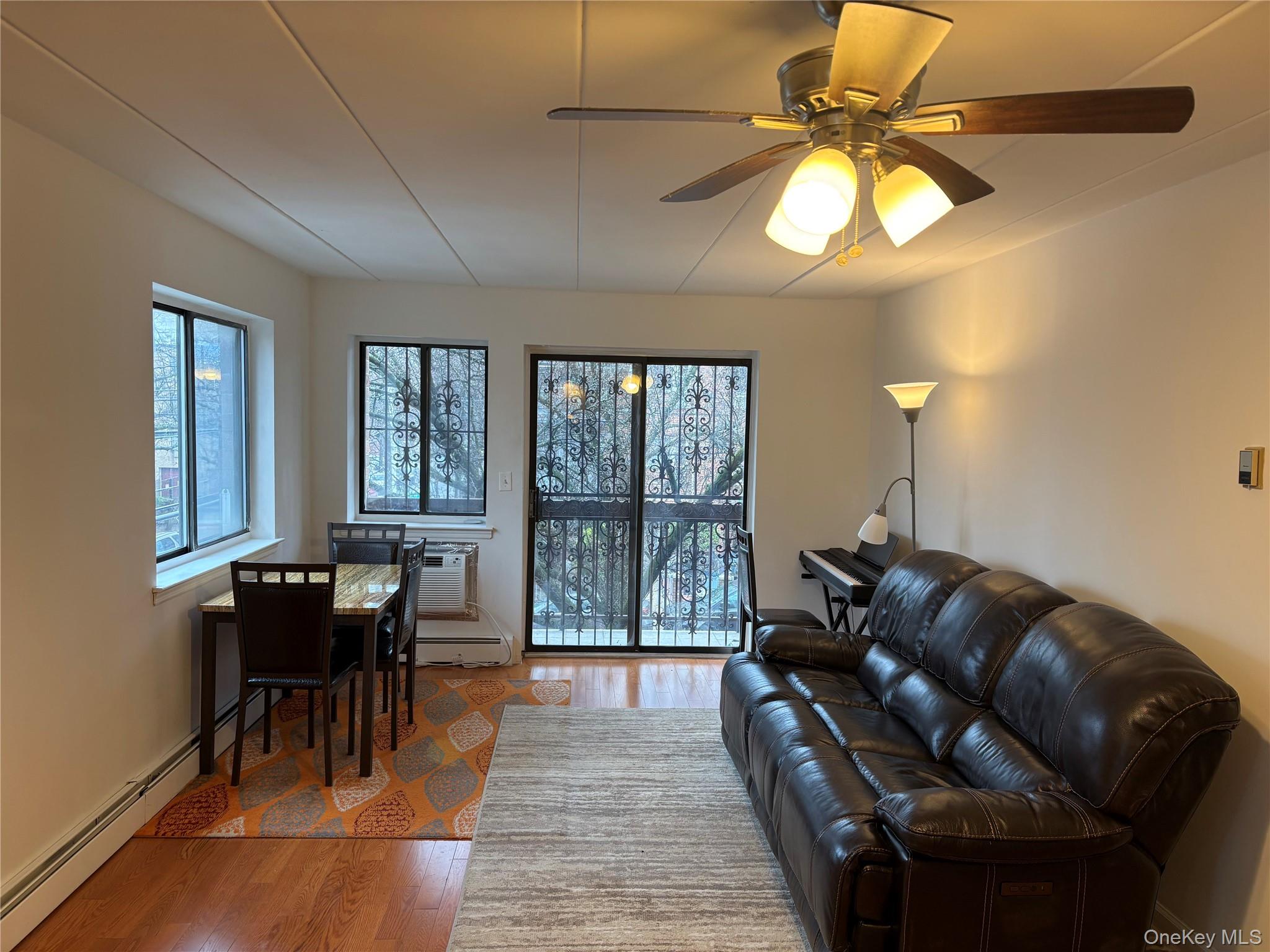 #13 photo, 5616 Seabury Street, কুইন্‌স Elmhurst , NY 11373