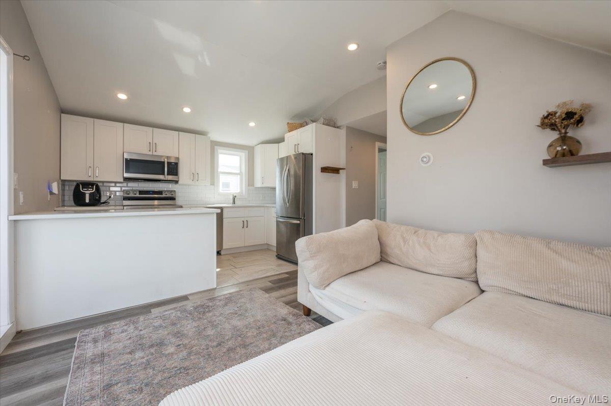 #17 photo, 610 Monroe Boulevard, Long Beach , NY 11561