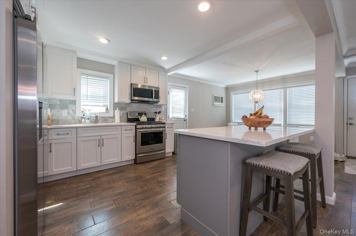 #7 photo, 610 Monroe Boulevard, Long Beach , NY 11561