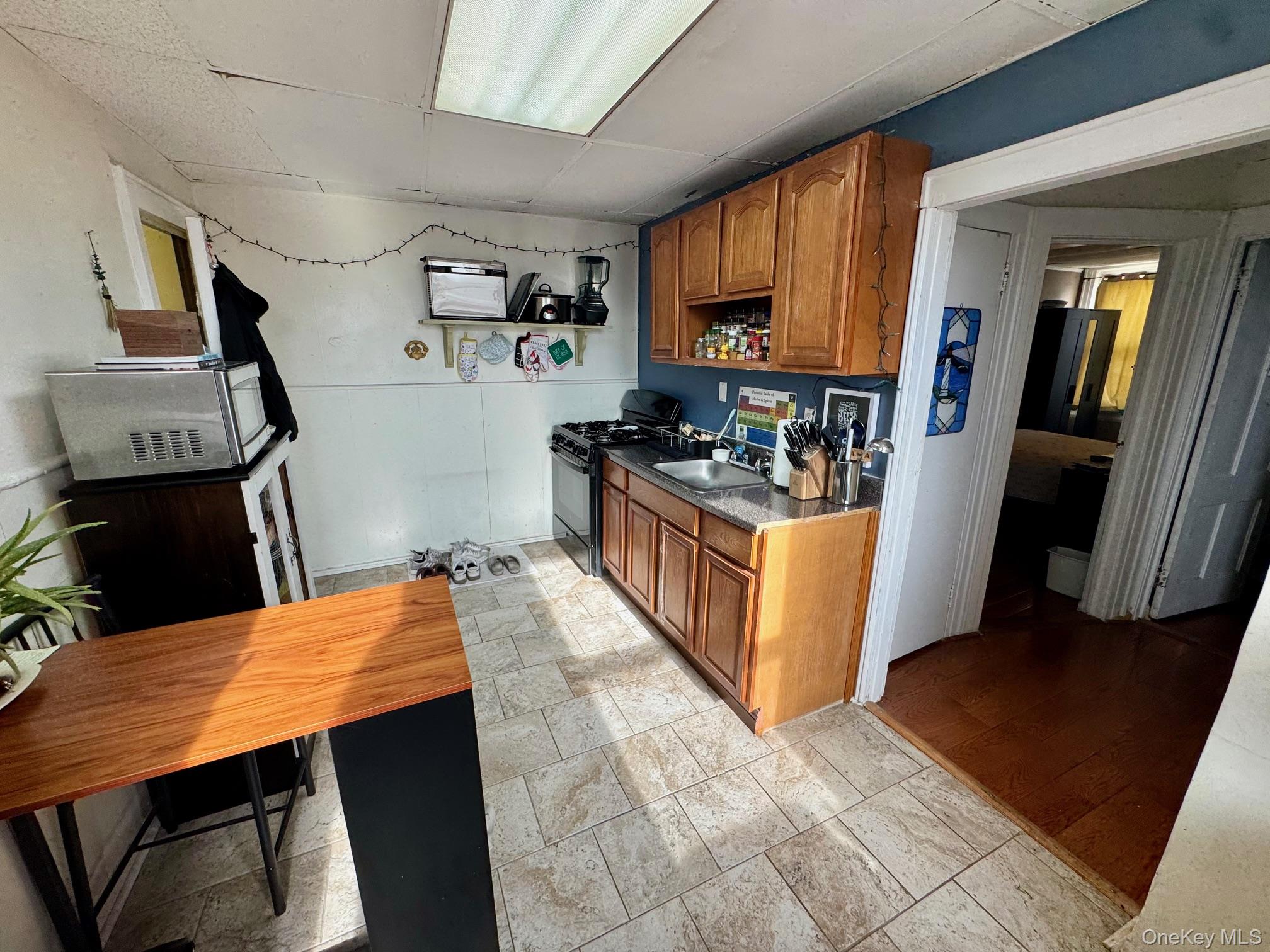 #4 photo, 342 Broadway, Lynbrook , NY 11563