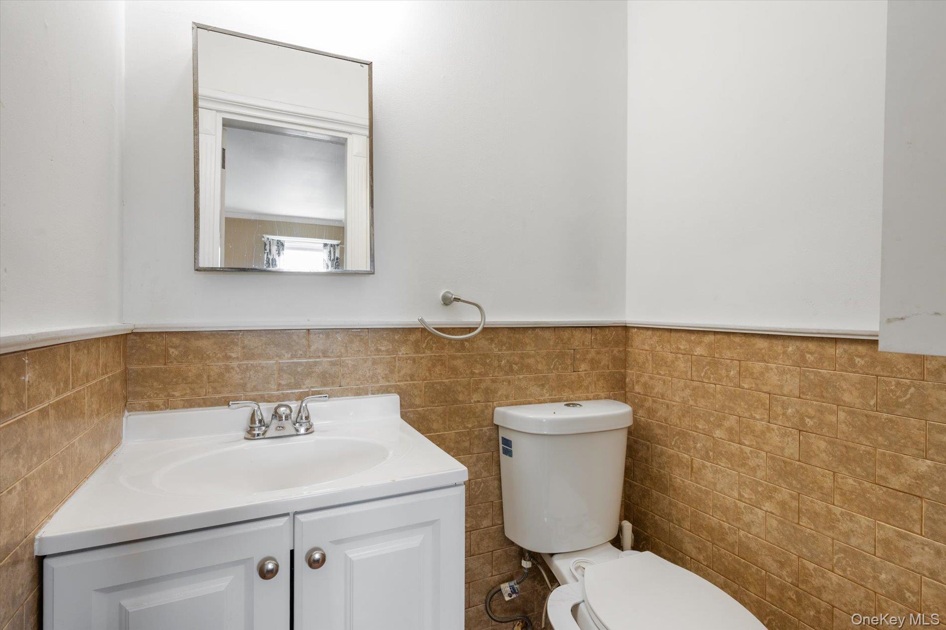 #13 photo, 569 Peninsula Boulevard, Cedarhurst , NY 11516