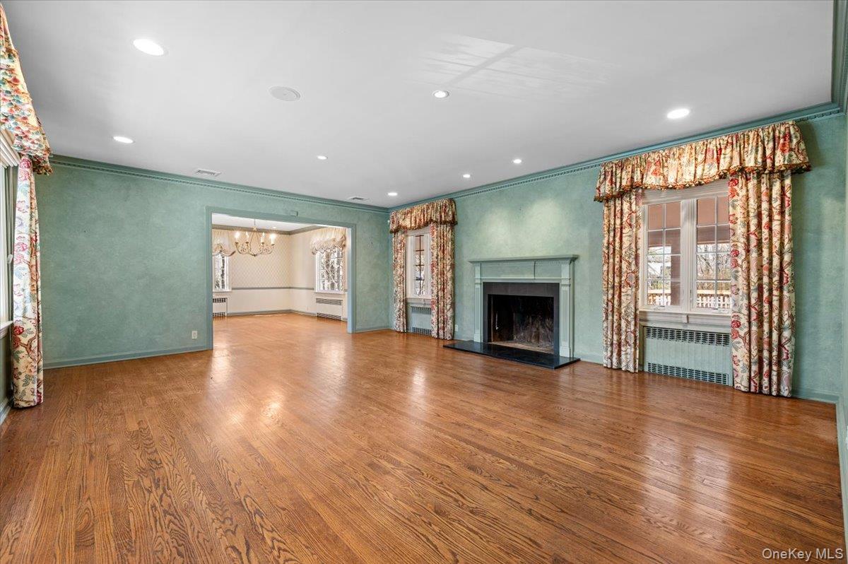 #4 photo, 2 Hickory Hill, নাসাউ কাউন্টি Roslyn Estates , NY 11576