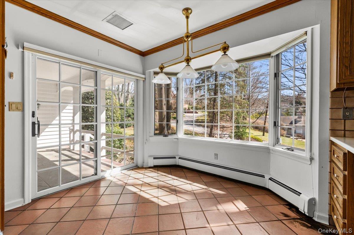 #7 photo, 2 Hickory Hill, নাসাউ কাউন্টি Roslyn Estates , NY 11576