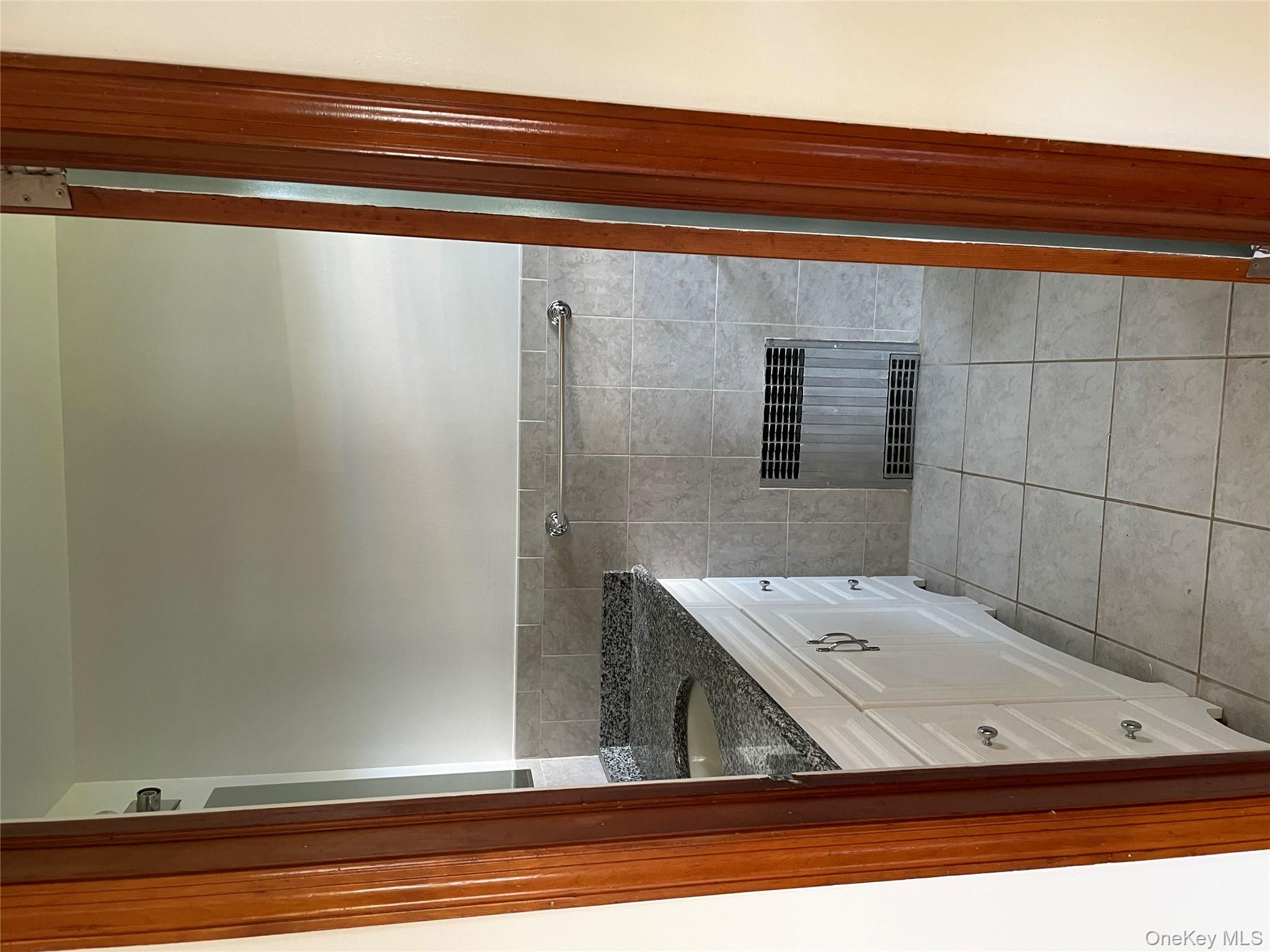 #10 photo, 26 Nassau Avenue, Glen Cove , NY 11542