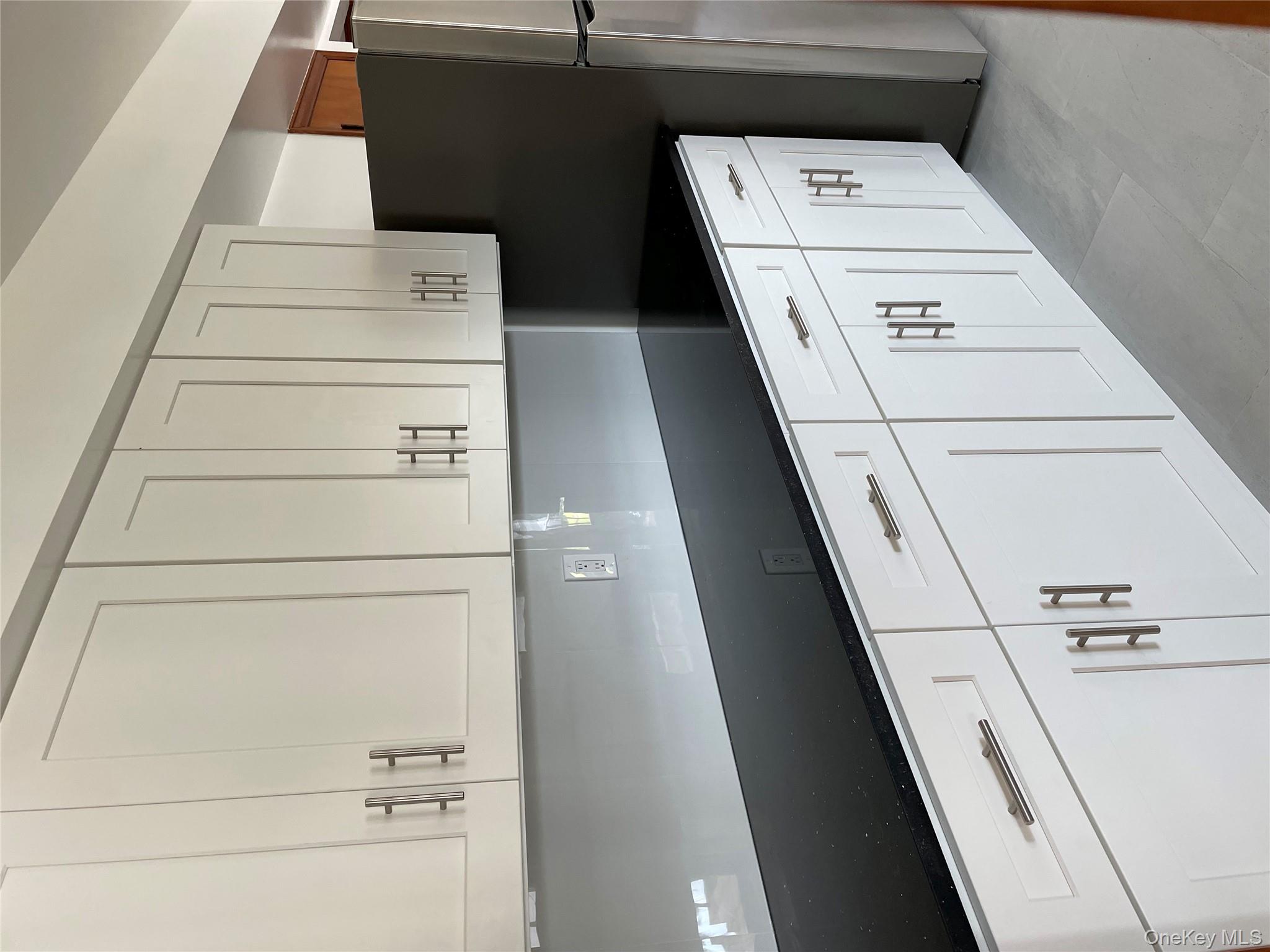 #5 photo, 26 Nassau Avenue, Glen Cove , NY 11542