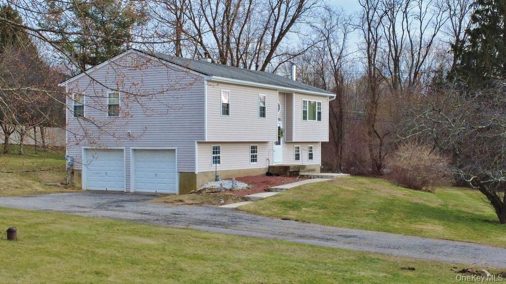 #2 photo, 2 Farmstead Lane, Brewster , NY 10509