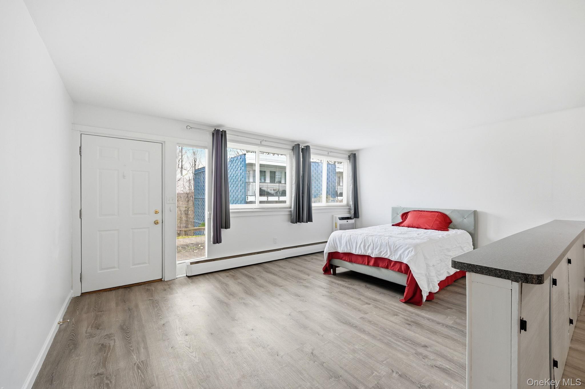 #10 photo, 2 Wyndover Woods Lane, White Plains , NY 10603