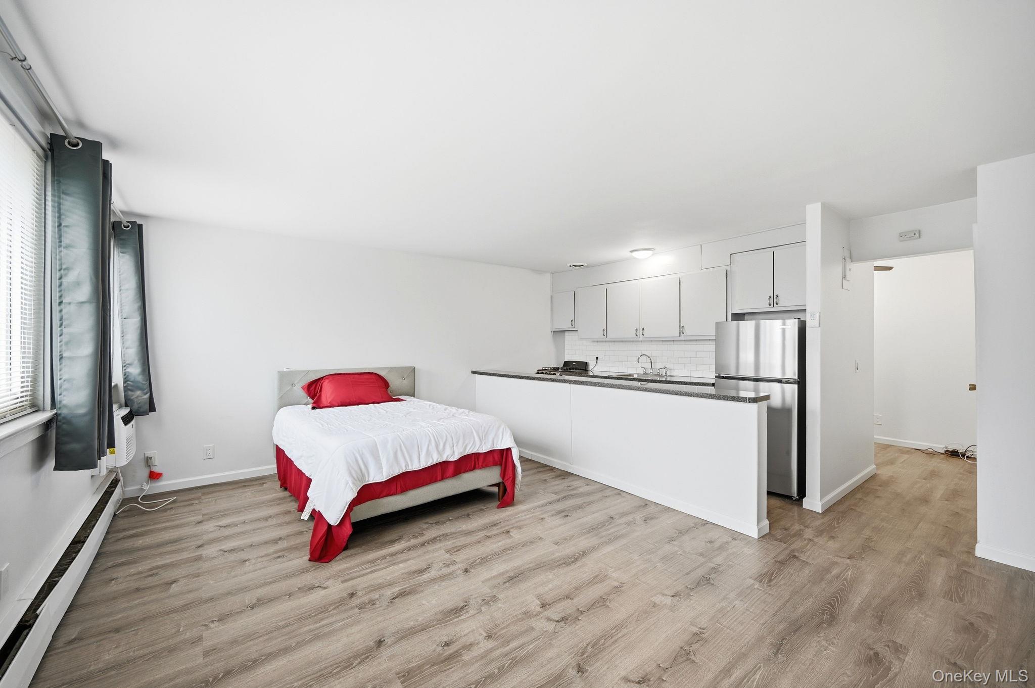 #6 photo, 2 Wyndover Woods Lane, White Plains , NY 10603