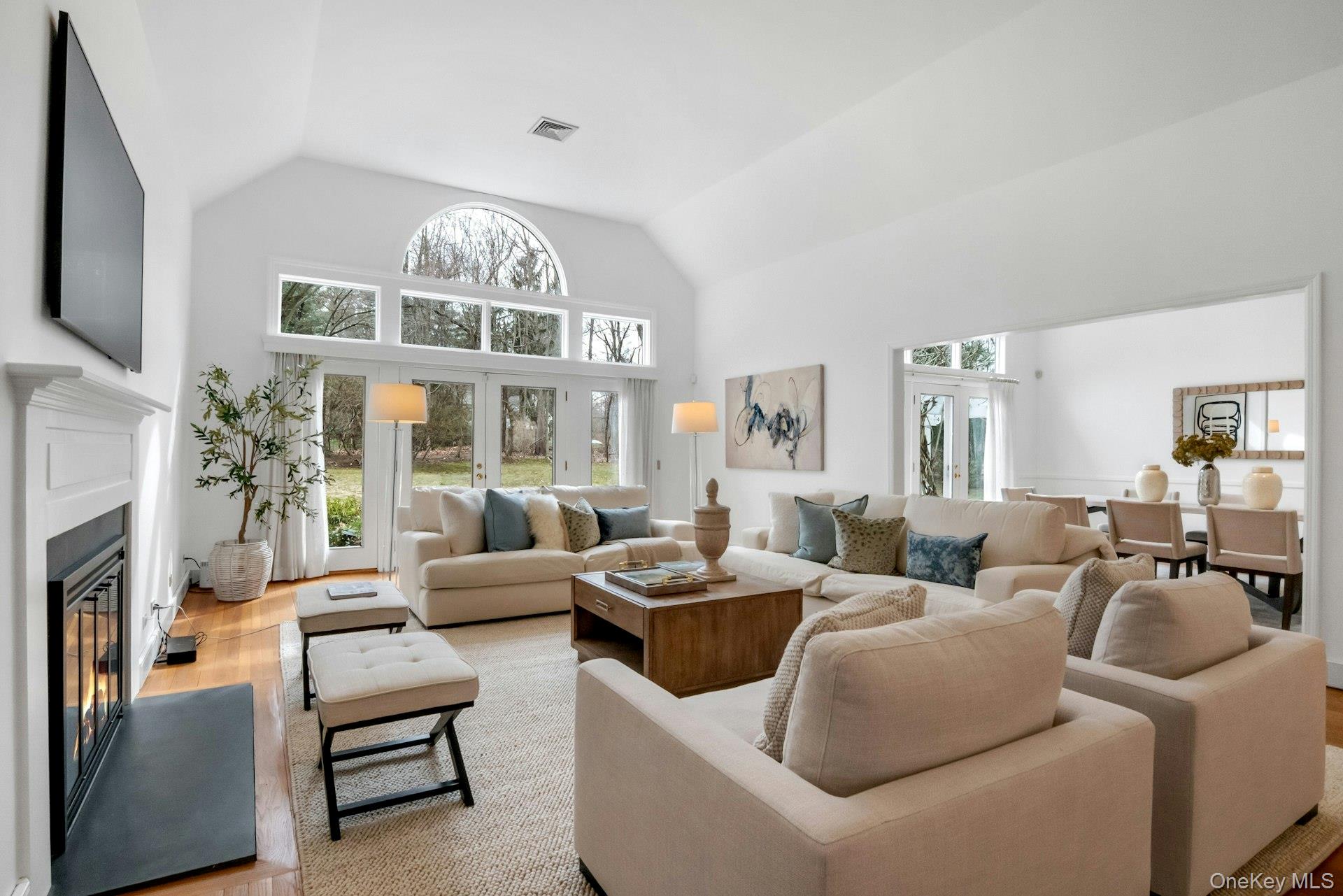 #4 photo, 24 North Way, Chappaqua , NY 10514