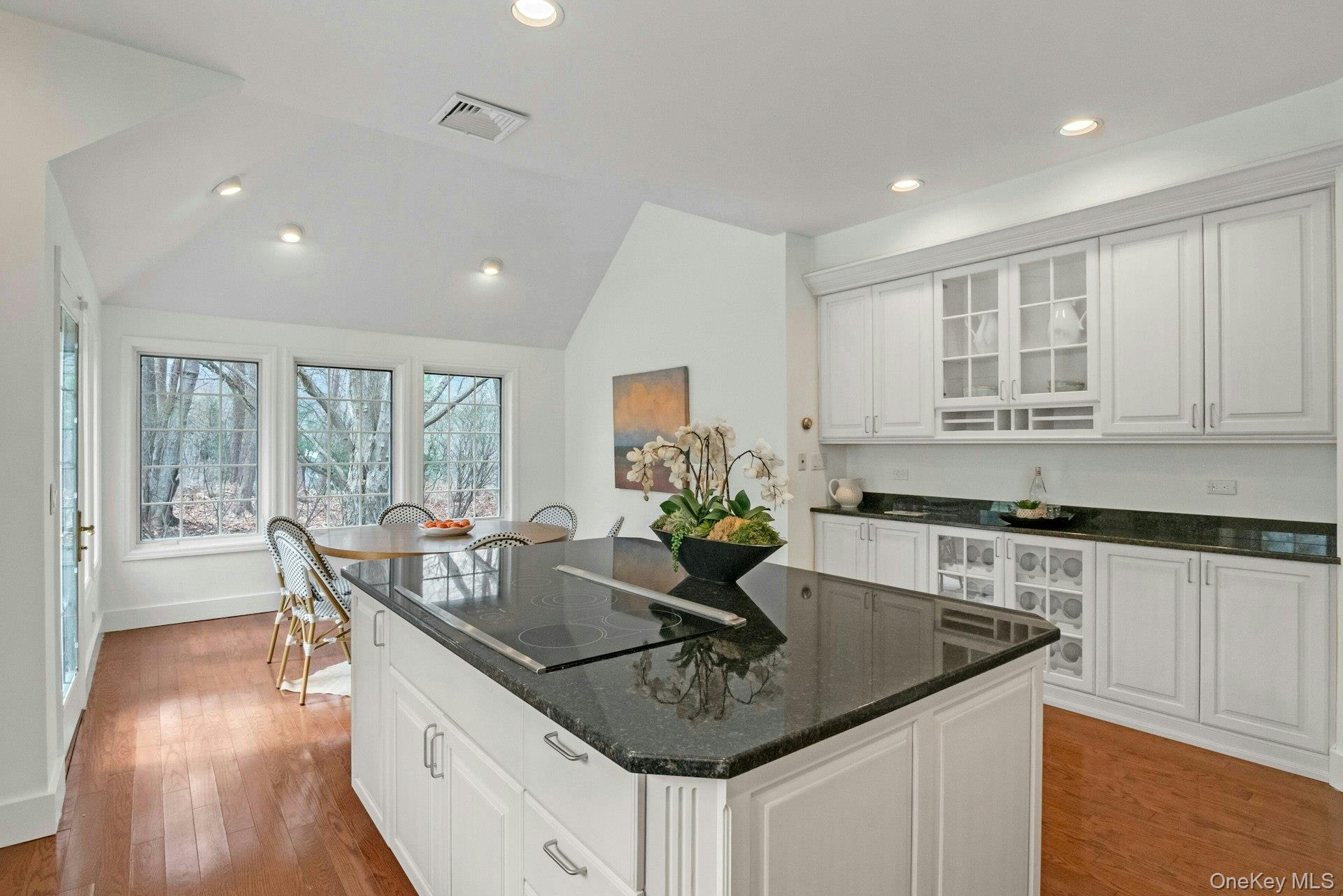 #8 photo, 24 North Way, Chappaqua , NY 10514