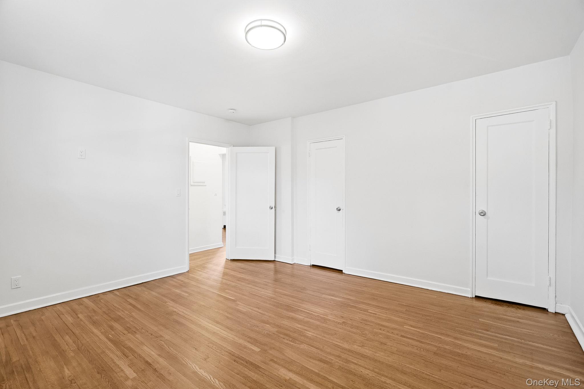 #14 photo, 9 Fieldstone Drive, Hartsdale , NY 10530