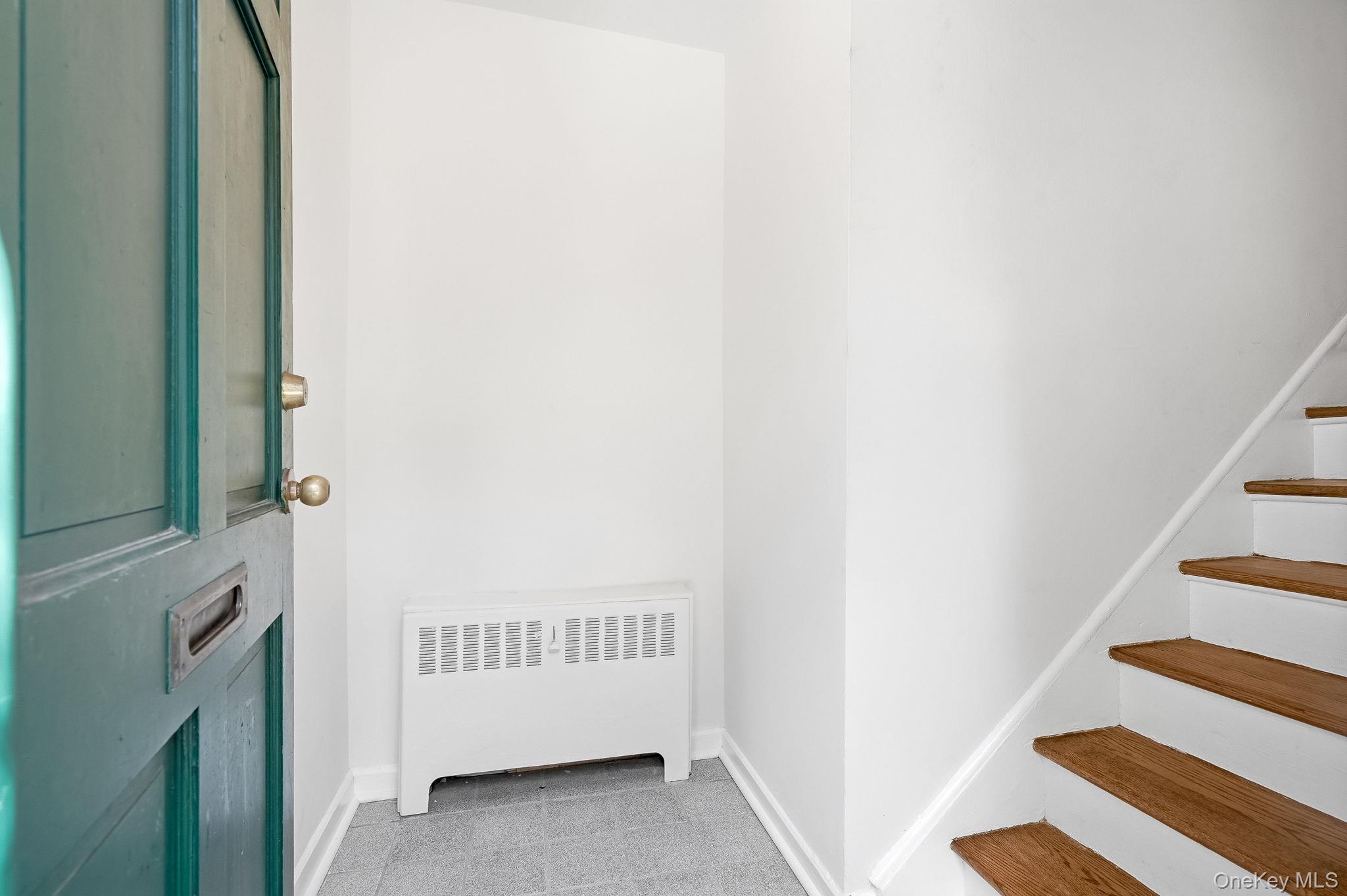 #3 photo, 9 Fieldstone Drive, Hartsdale , NY 10530