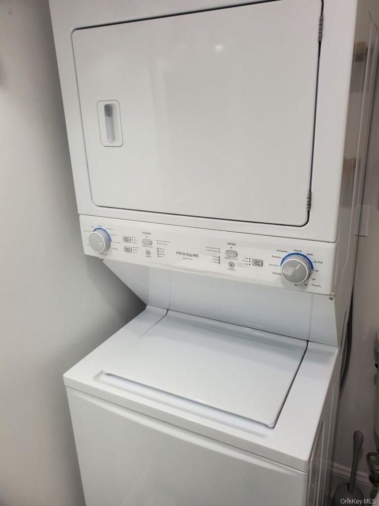 #10 photo, 166 Sierra Vista Lane, Valley Cottage , NY 10989