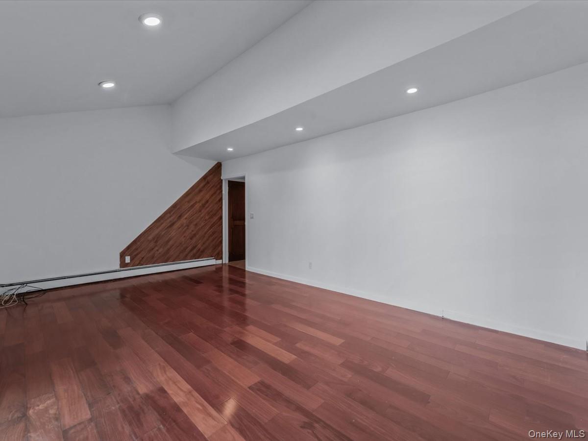 #14 photo, 2 Pickwood Lane, גרייט נק Great Neck , NY 11024