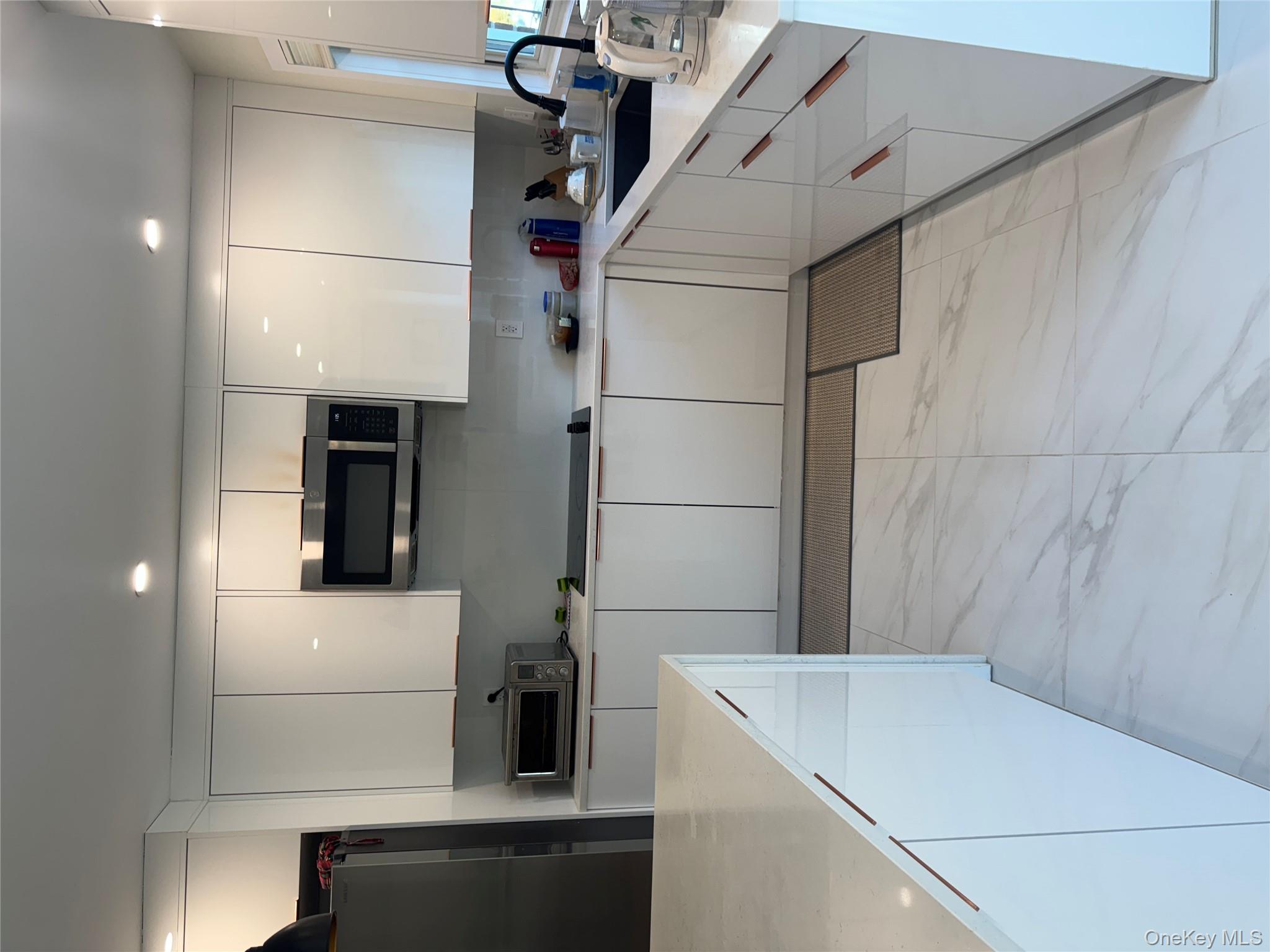 #4 photo, 1531 144th Street, কুইন্‌স Whitestone , NY 11357