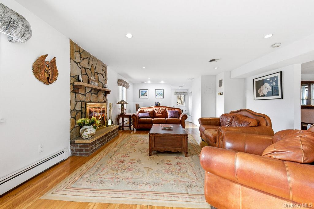 #12 photo, 201-02 27th Avenue, কুইন্‌স Bayside , NY 11360