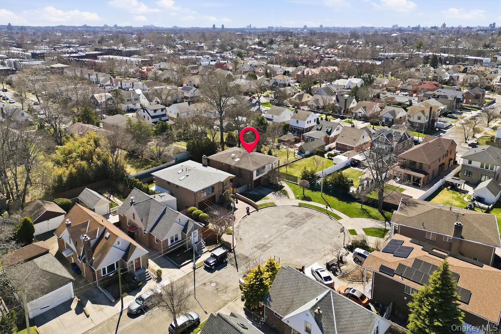 #17 photo, 201-02 27th Avenue, Bayside , NY 11360