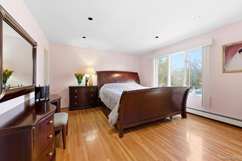 #8 photo, 201-02 27th Avenue, কুইন্‌স Bayside , NY 11360