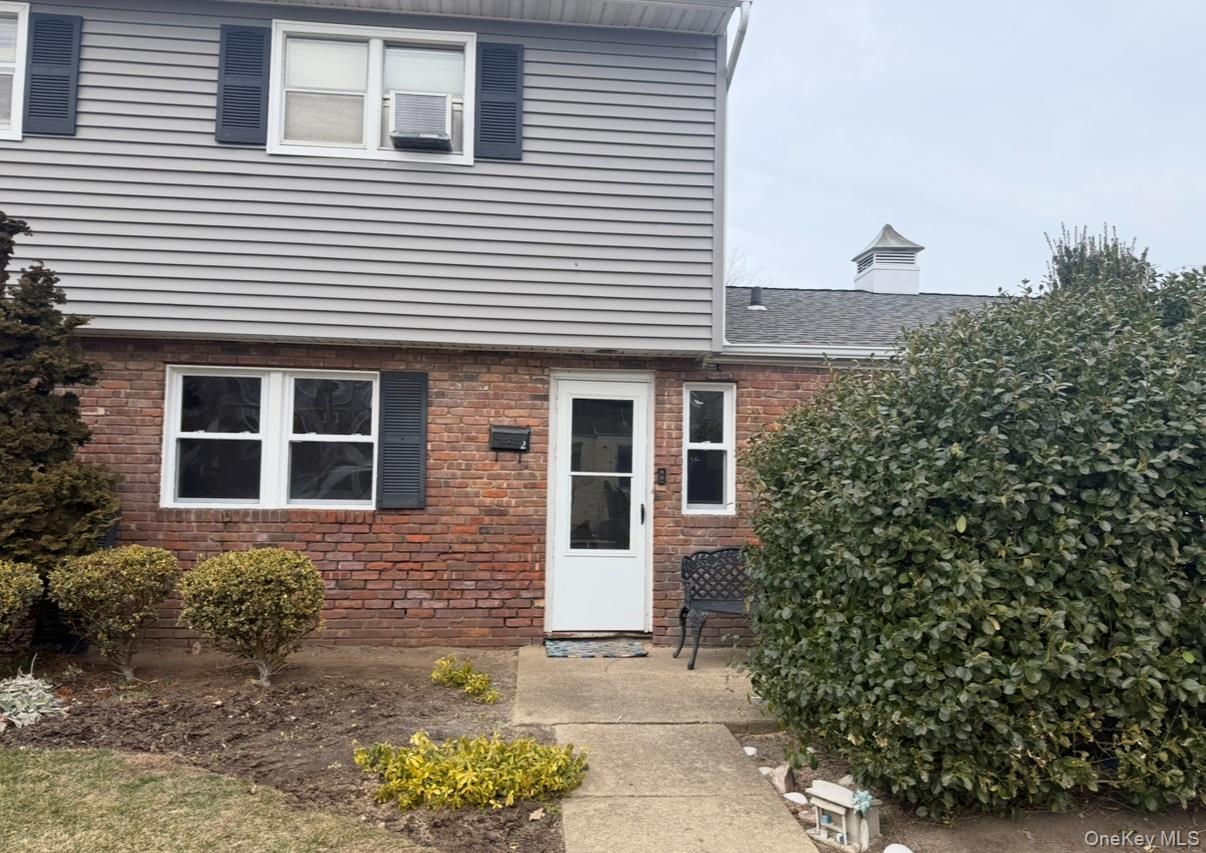 #1 photo, 855 E Walnut Street, Long Beach , NY 11561