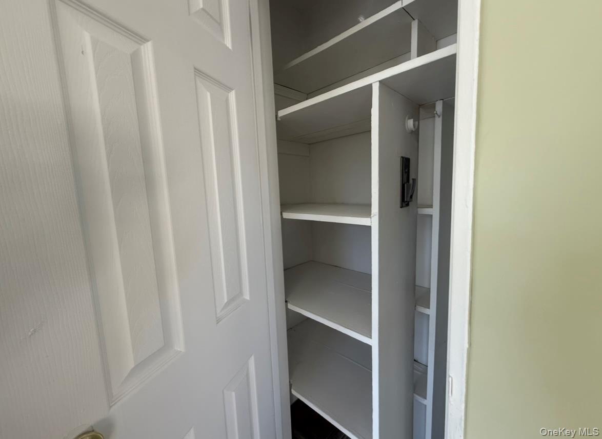 #3 photo, 855 E Walnut Street, Long Beach , NY 11561