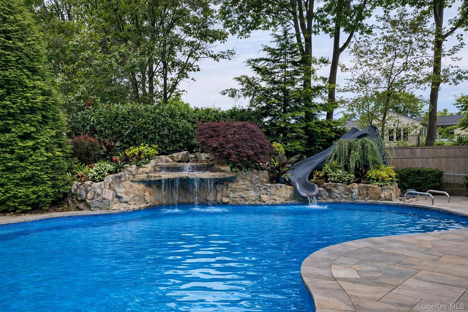 #7 photo, 40 Arbor Field Way, সাফোক কাউন্টি Lake Grove , NY 11755