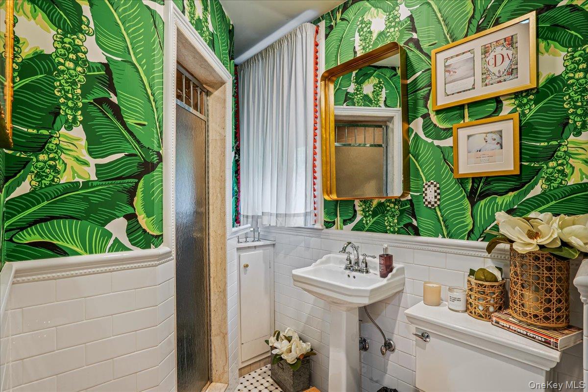 #14 photo, 70 Magnolia Avenue, নাসাউ কাউন্টি Garden City , NY 11530