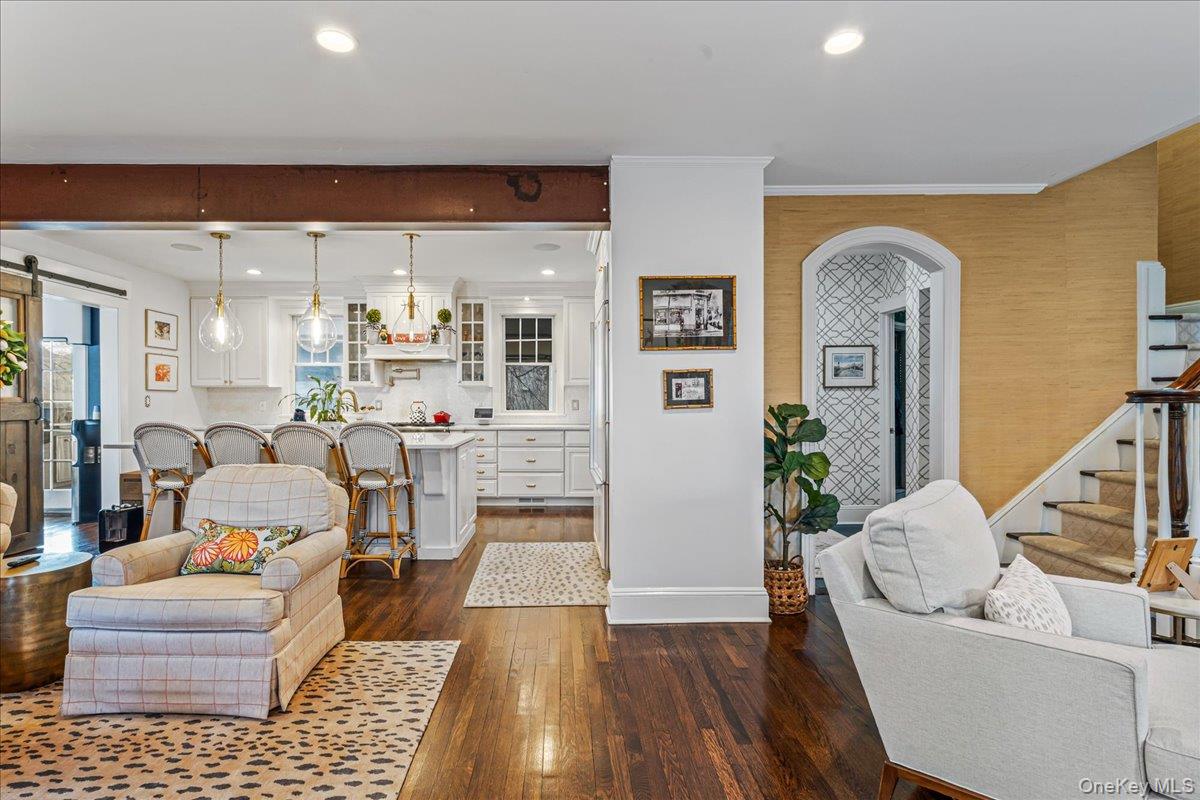 #2 photo, 70 Magnolia Avenue, নাসাউ কাউন্টি Garden City , NY 11530