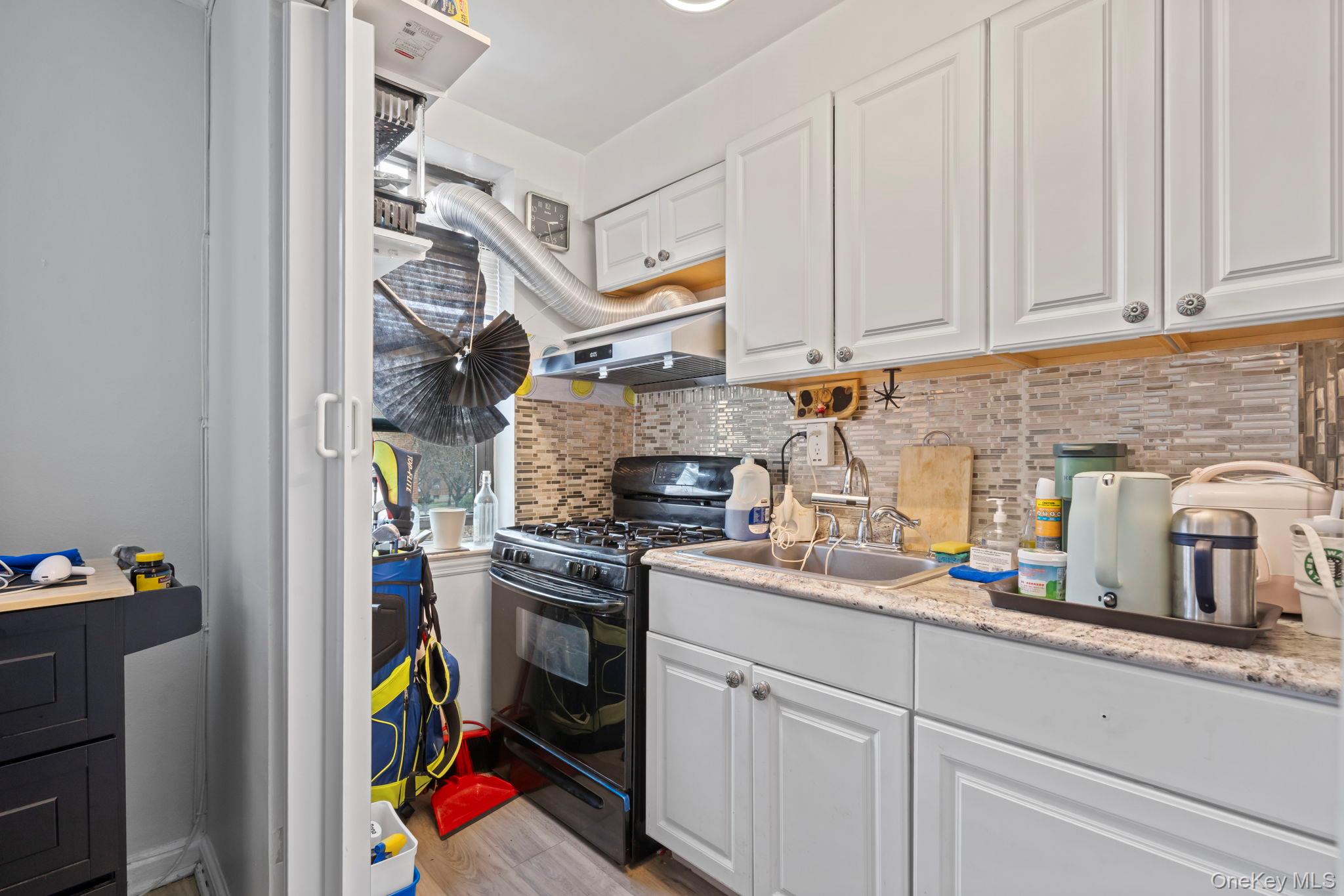 #12 photo, 215-12 47 Ave, কুইন্‌স Bayside , NY 11361