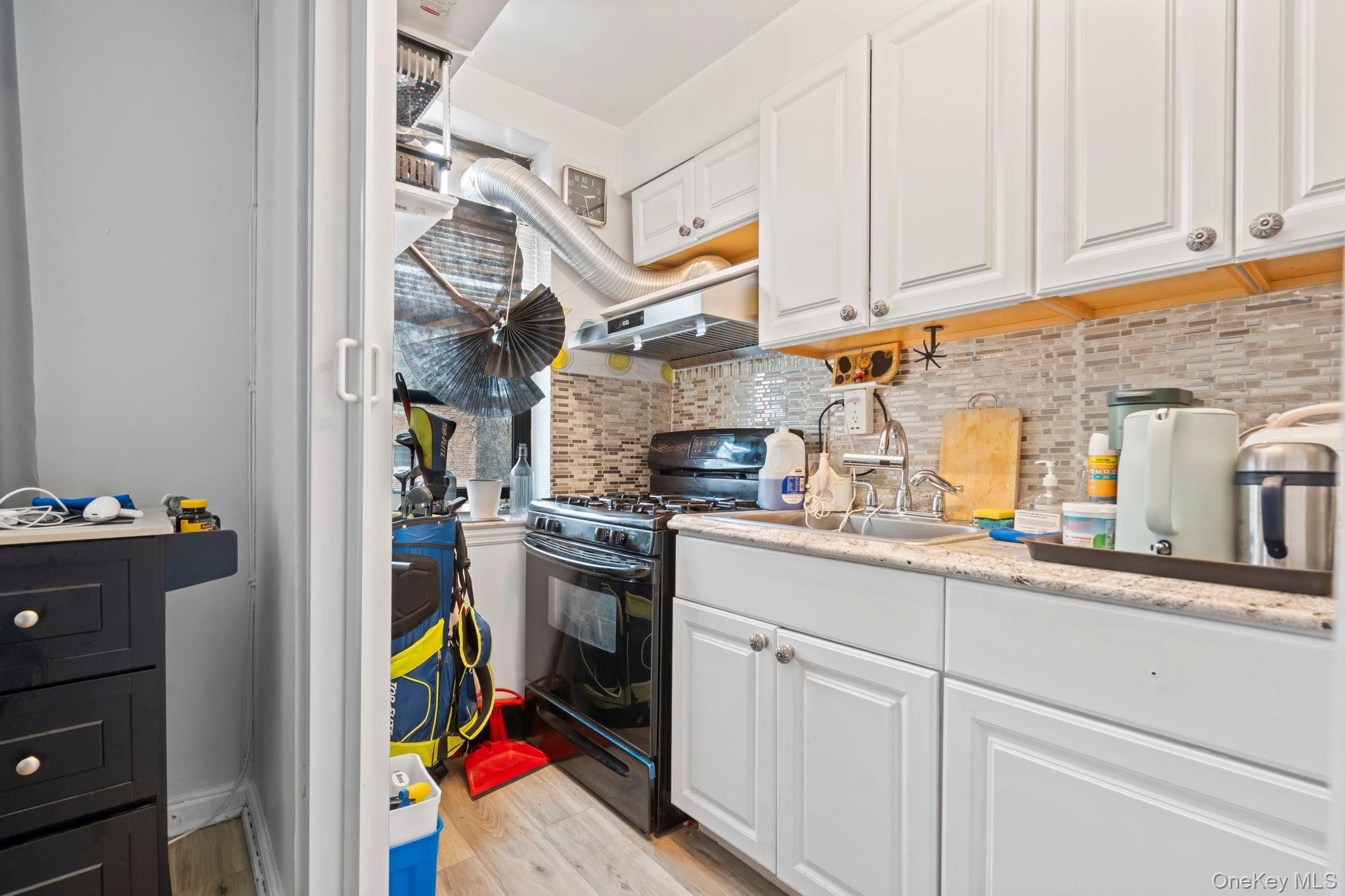 #14 photo, 215-12 47 Ave, কুইন্‌স Bayside , NY 11361