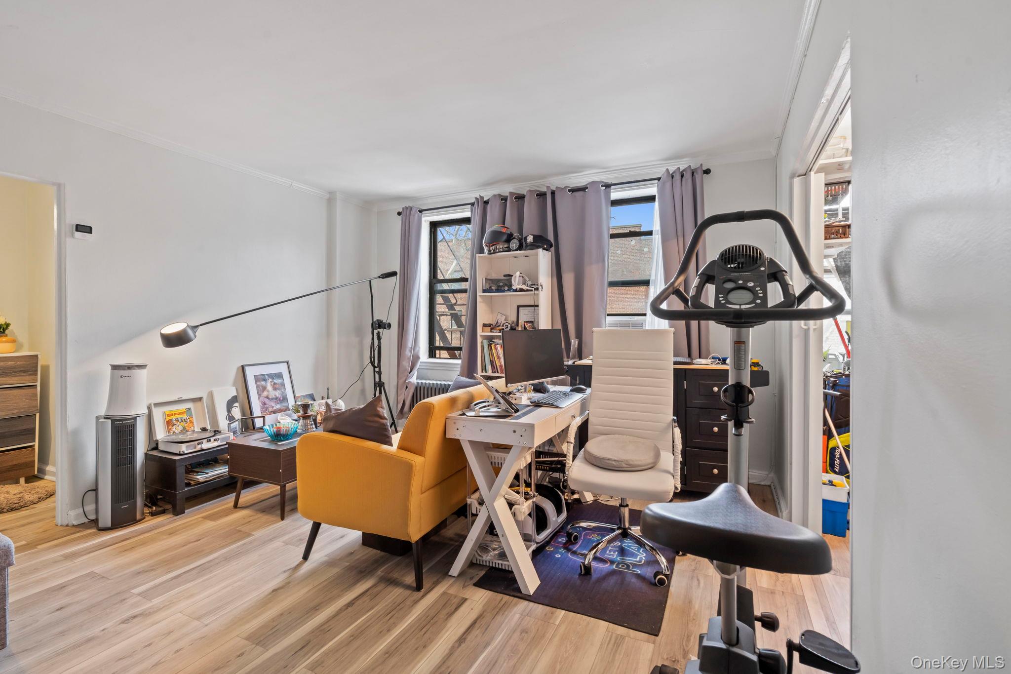 #4 photo, 215-12 47 Ave, কুইন্‌স Bayside , NY 11361