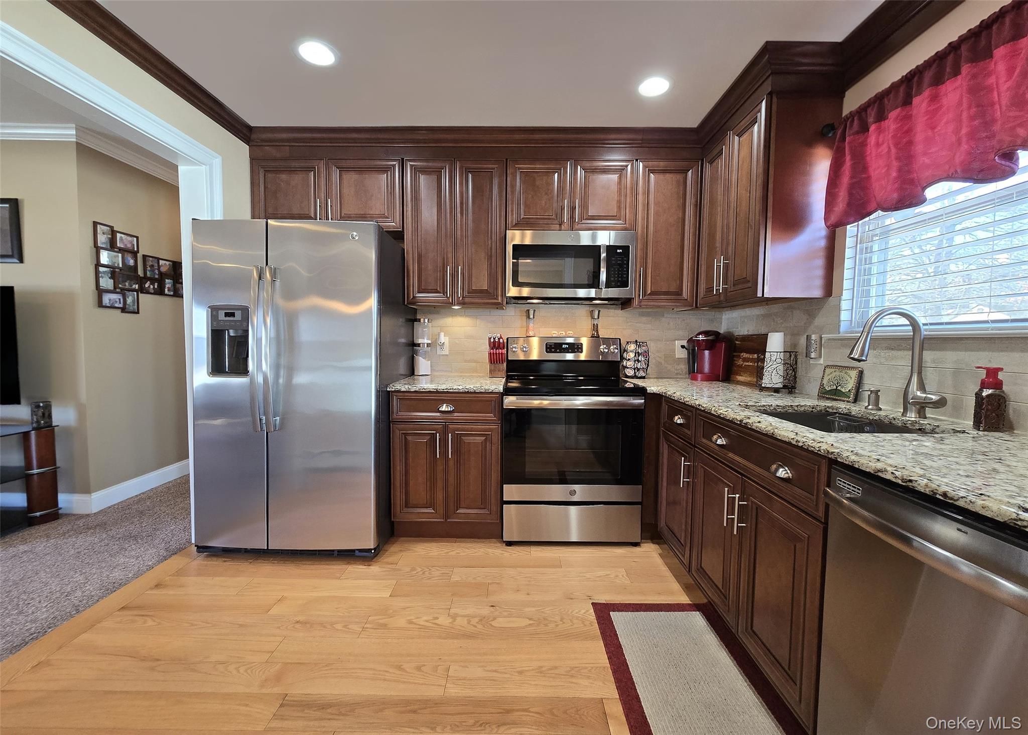 #5 photo, 31 Stanley Drive, Shirley , NY 11967