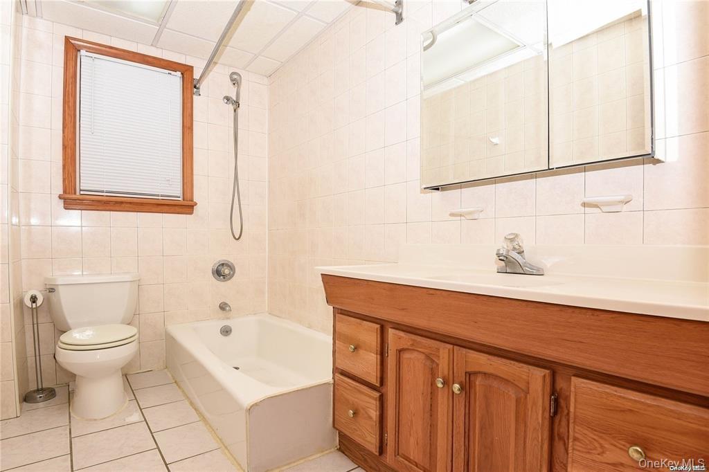 #7 photo, 53 Thorman Avenue, নাসাউ কাউন্টি Hicksville , NY 11801