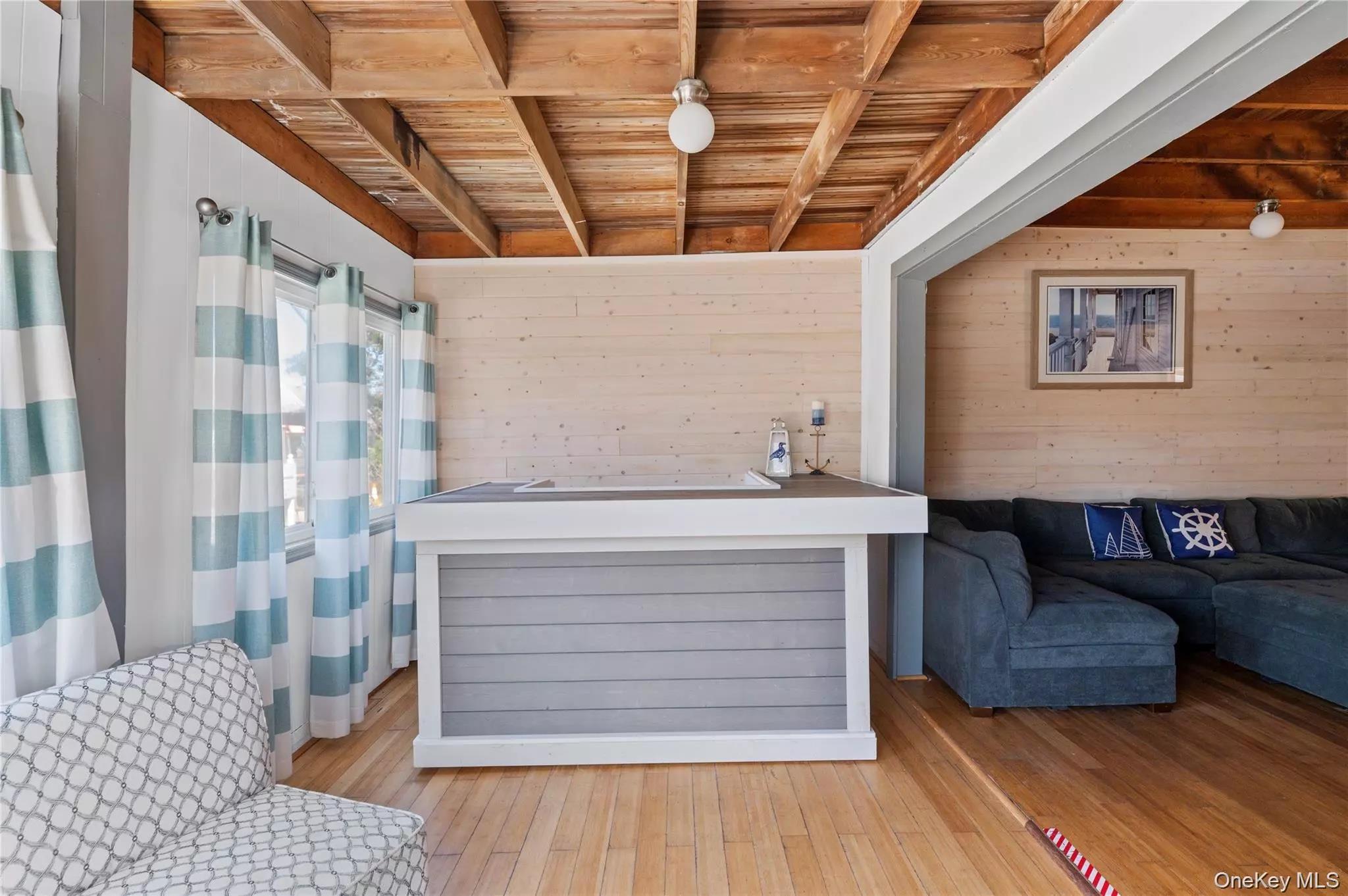 #7 photo, 597 Bayberry Walk, সাফোক কাউন্টি Ocean Beach , NY 11770