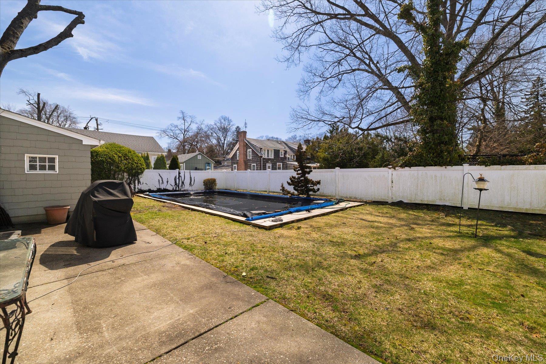 #17 photo, 11 Maple Street, নাসাউ কাউন্টি Malverne , NY 11565