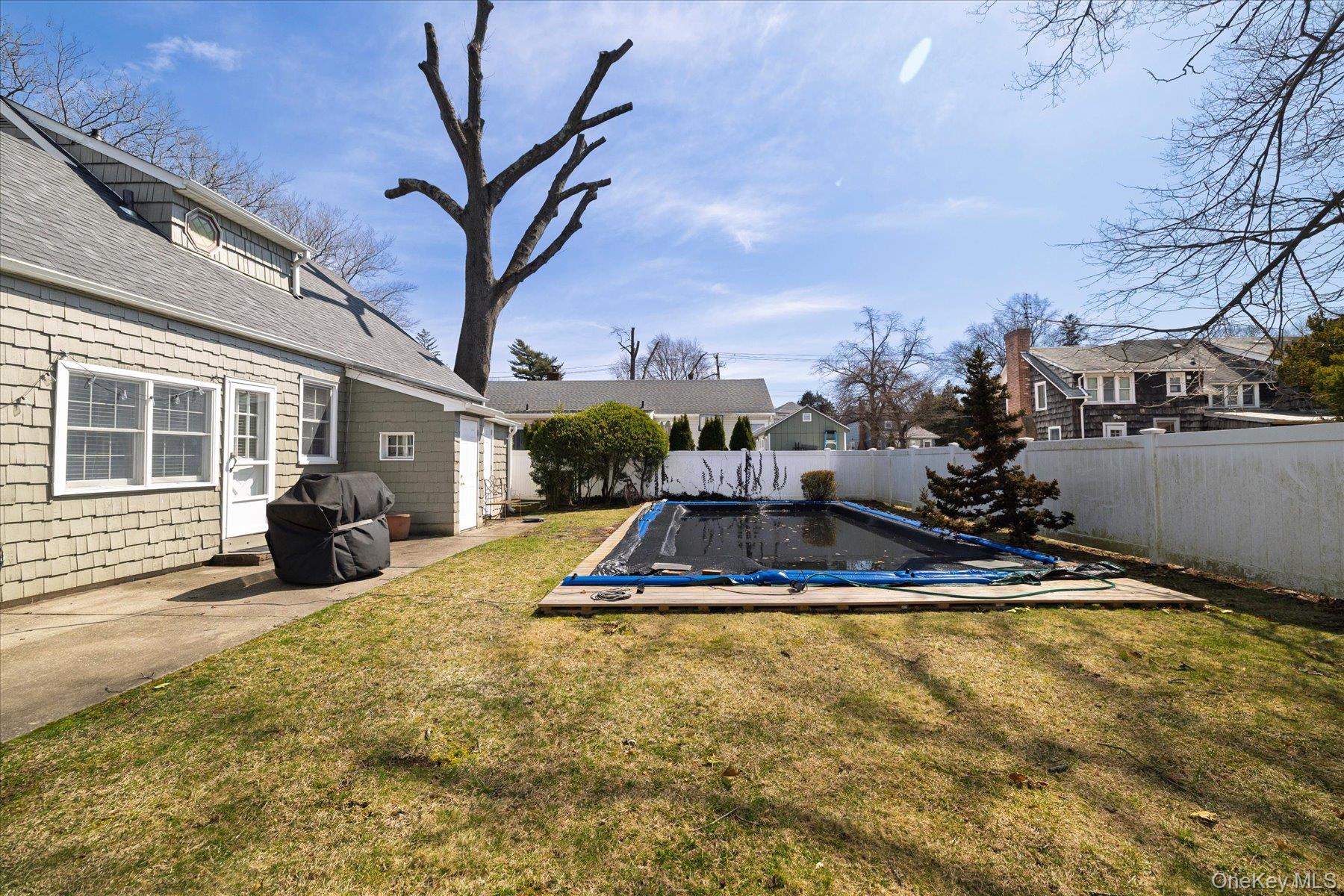 #18 photo, 11 Maple Street, নাসাউ কাউন্টি Malverne , NY 11565