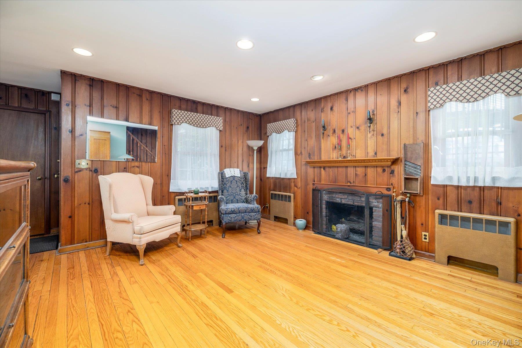 #3 photo, 11 Maple Street, নাসাউ কাউন্টি Malverne , NY 11565