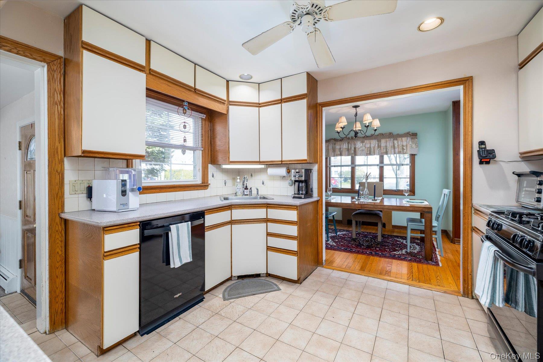 #6 photo, 11 Maple Street, নাসাউ কাউন্টি Malverne , NY 11565