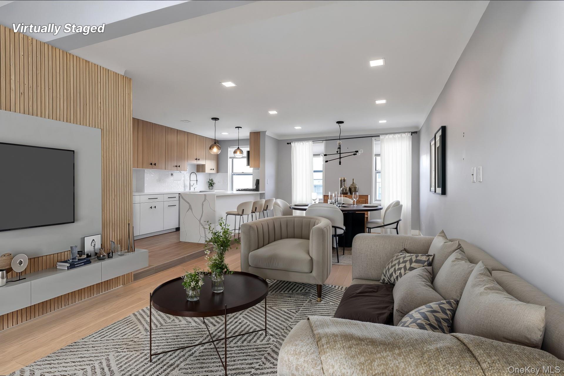 #1 photo, 67-12 Yellowstone Blvd, কুইন্‌স Forest Hills , NY 11375