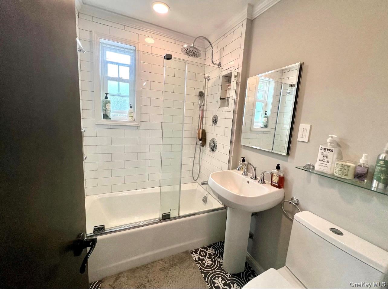 #6 photo, 224-33 Kingsbury Avenue, কুইন্‌স Oakland Gardens , NY 11364