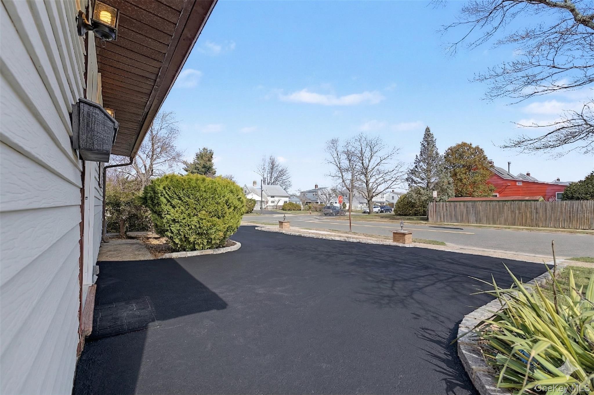 #2 photo, 37 Fork Lane, নাসাউ কাউন্টি Hicksville , NY 11801