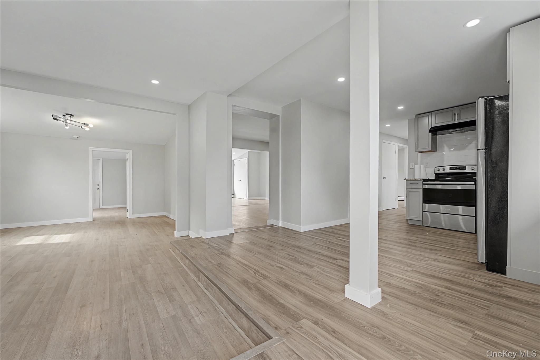 #3 photo, 37 Fork Lane, নাসাউ কাউন্টি Hicksville , NY 11801