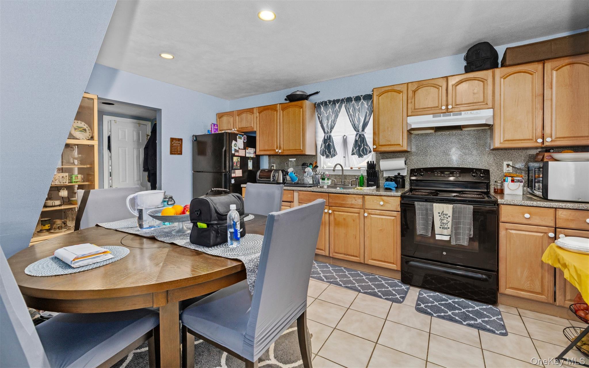 #4 photo, 589 Acorn Street, サフォーク郡 Deer Park , NY 11729