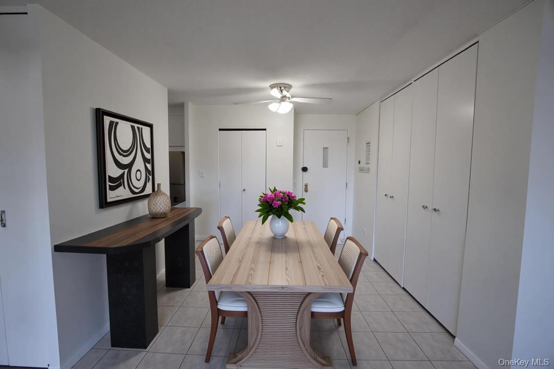 #2 photo, 118-17 Union Turnpike, কুইন্‌স Forest Hills , NY 11375