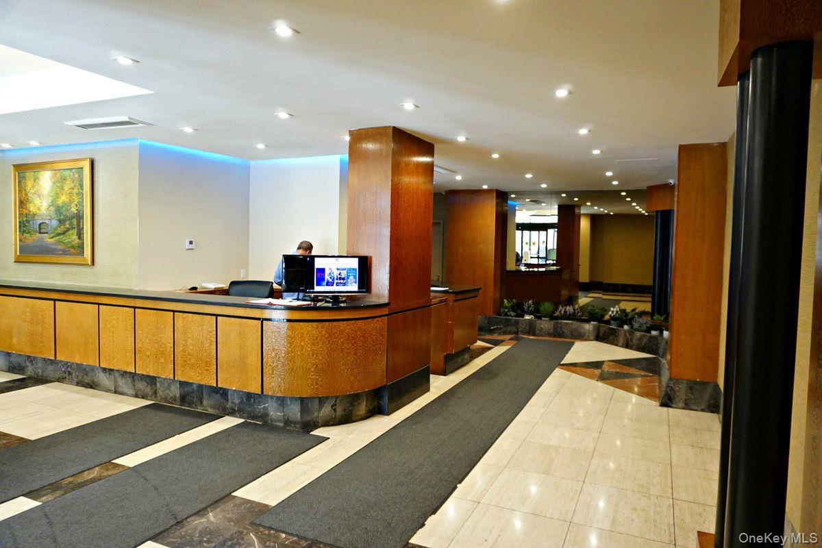 #9 photo, 118-17 Union Turnpike, কুইন্‌স Forest Hills , NY 11375