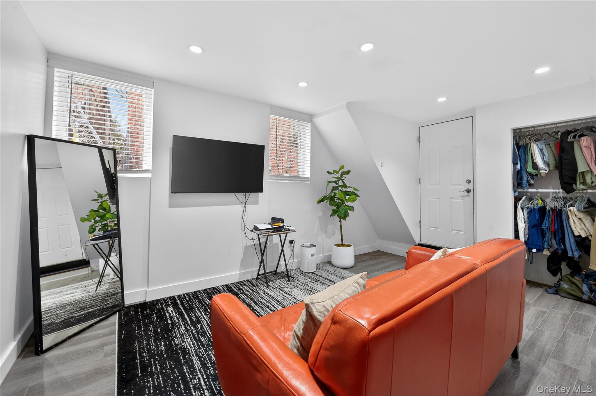 #17 photo, 2033 Hering Avenue, ব্রঙ্কস Bronx , NY 10461